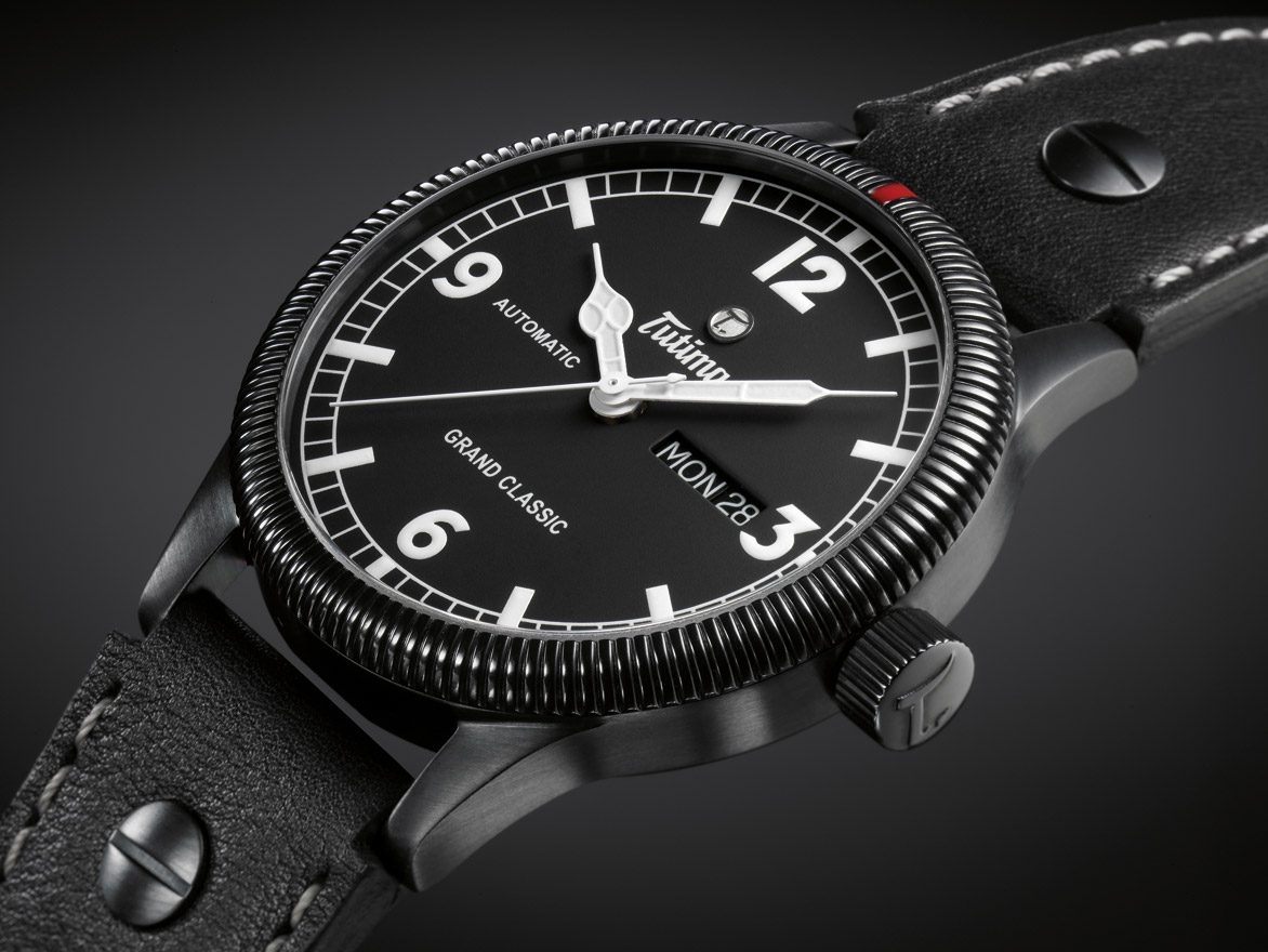 Grand Classic Black 628-11 — perspective