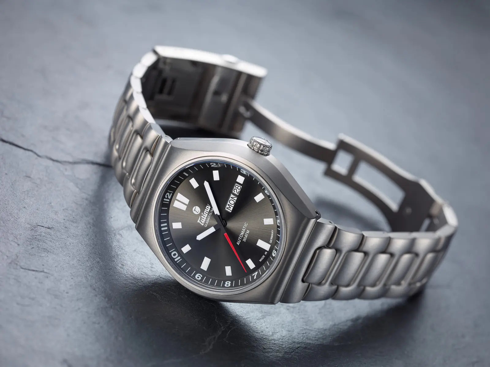 BASELWORLD 2018：Logically Edgeless