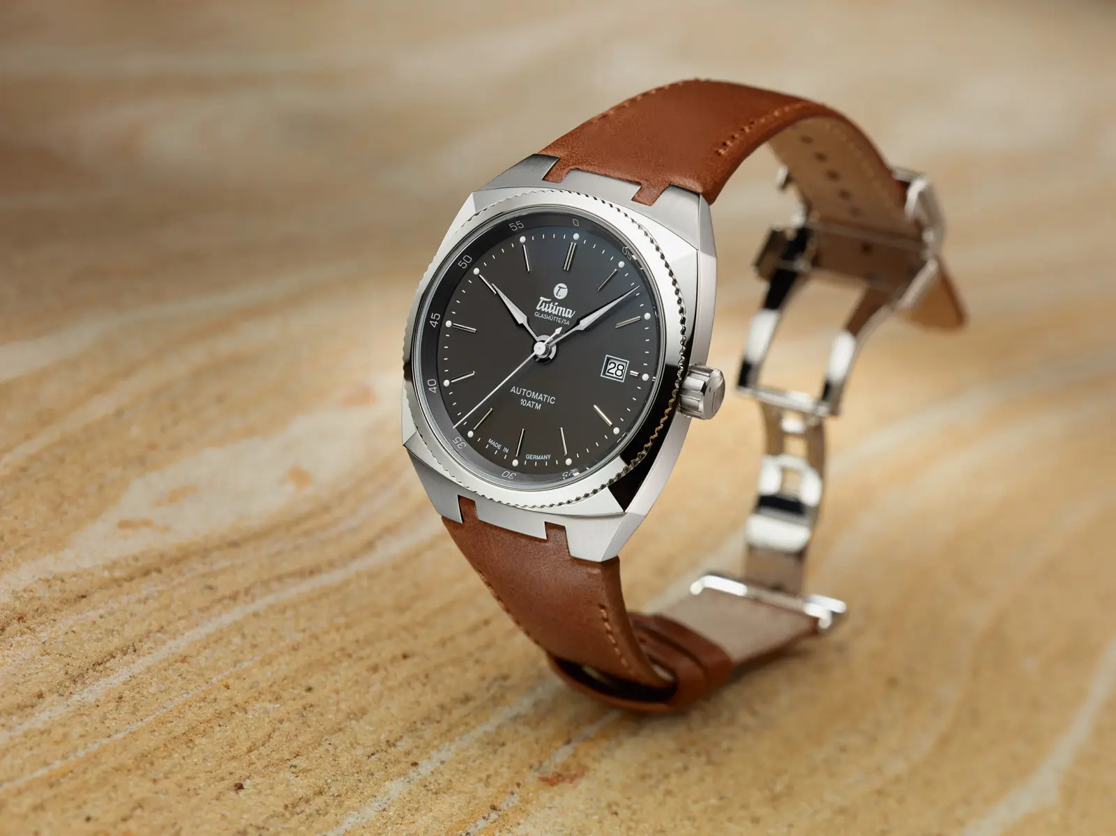 BASELWORLD 2018: Elegant Newcomer