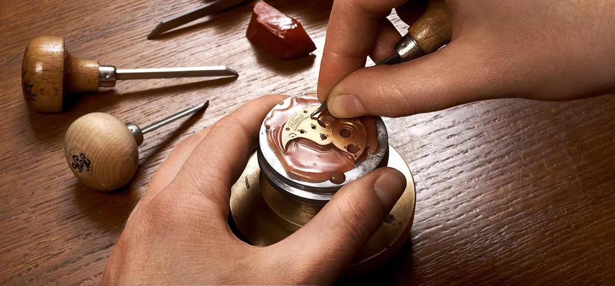 Hommage：550個の部品、5月のある日