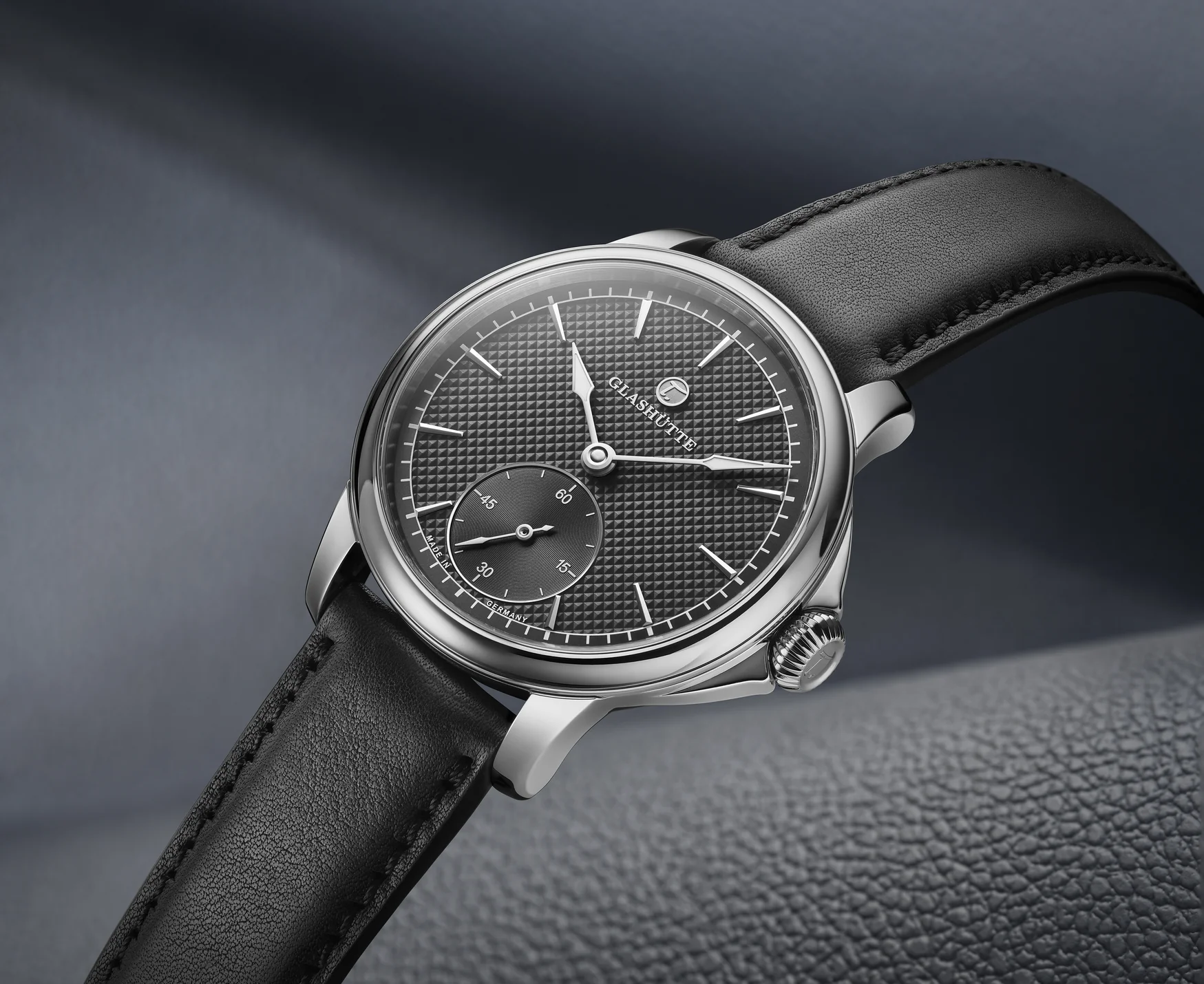 Patria 6612-01 — 斜め