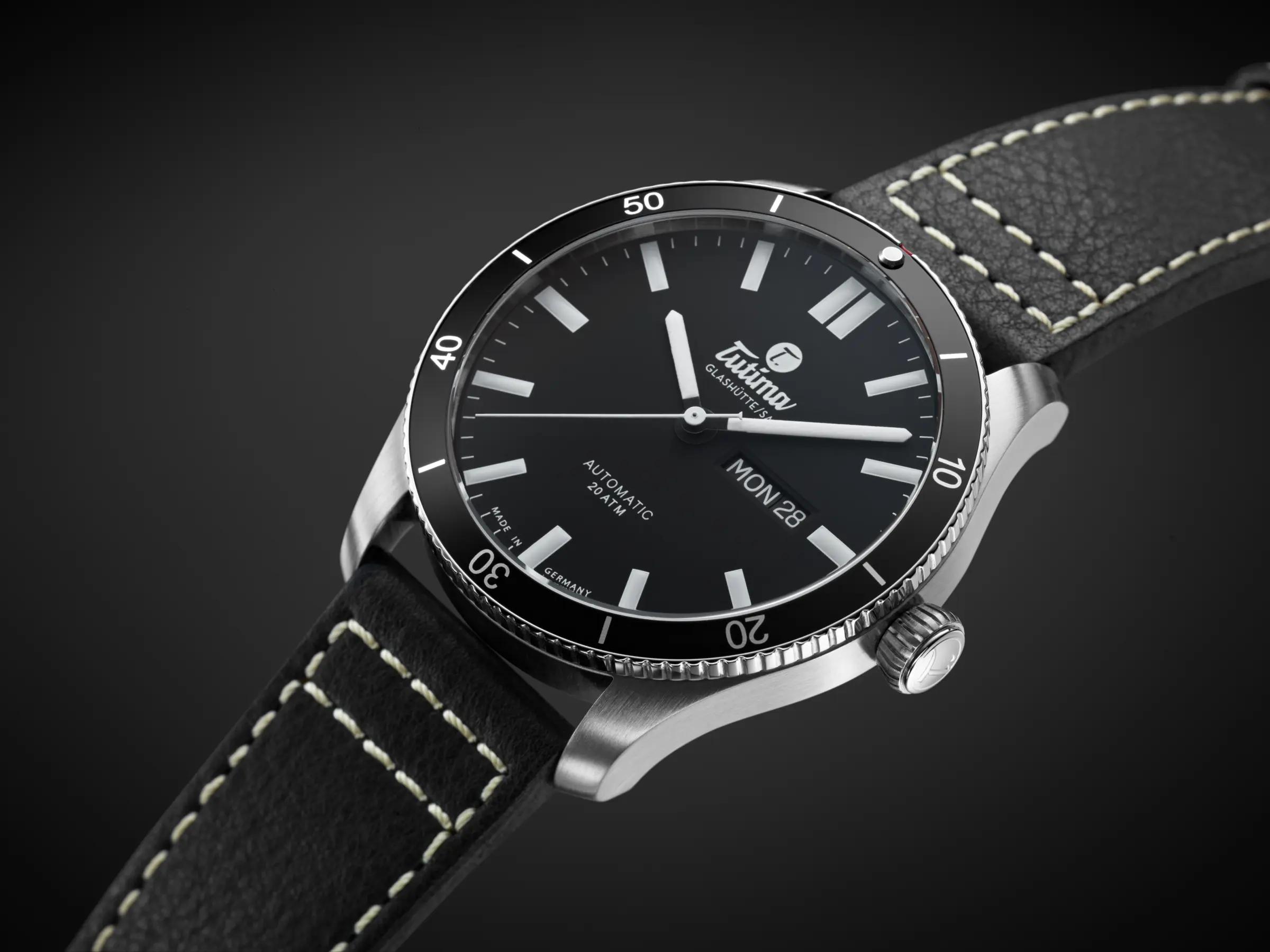 Airport Automatic 6101-01 — perspective