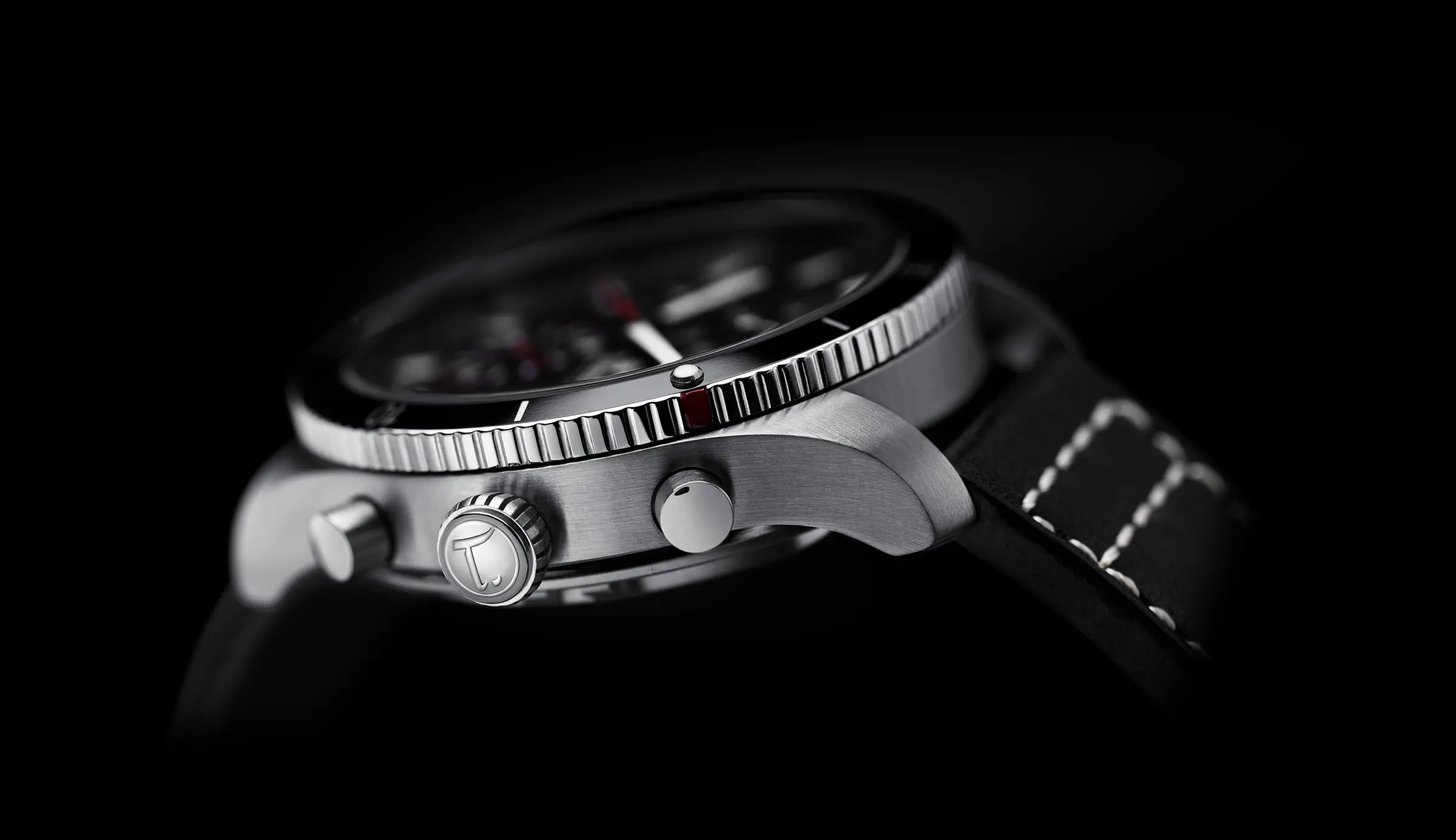 Airport Chronograph 6401-01 — detail