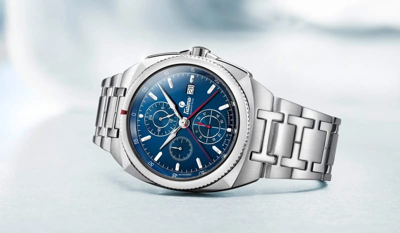 The new Saxon One Royal Blue