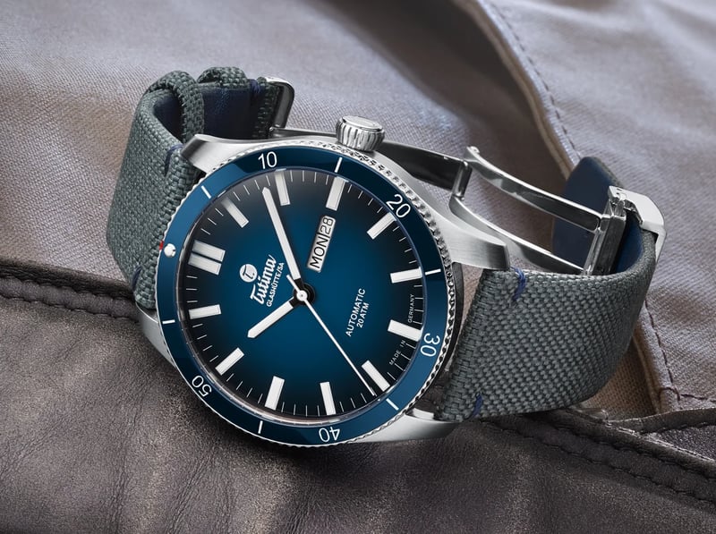 Airport Automatic 6106-01 — 生活方式