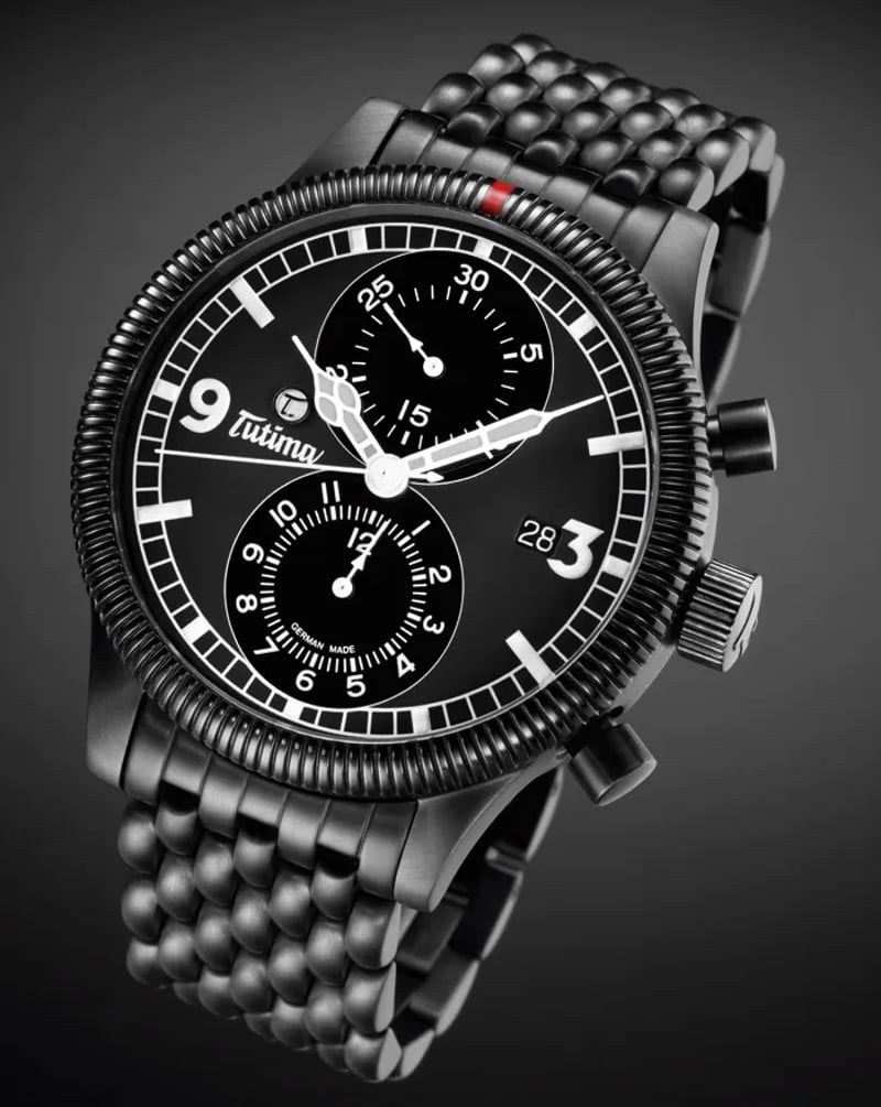 Grand Classic Black Chronograph 781-32 — detail