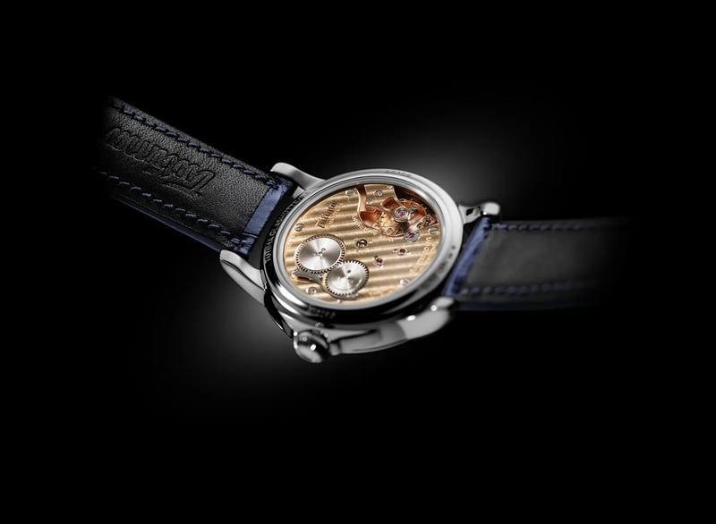 Admiral Blue 6610-01 — 錶背